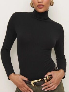 Reformation Nell black Turtleneck Long sleeve Top size S